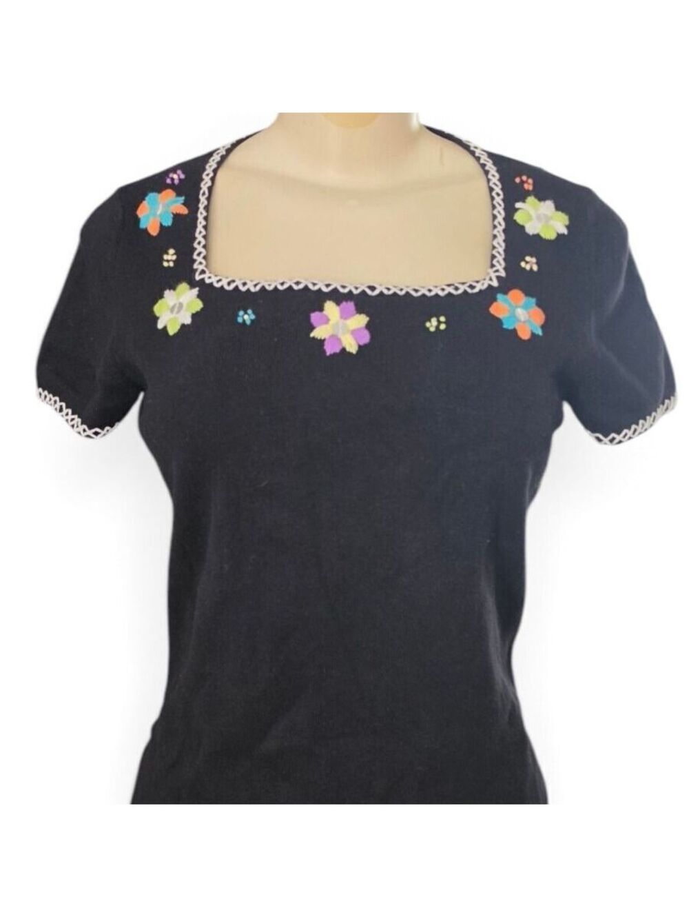 Black Floral Embroidered Square Neck Top Contrast Stitch Short Sleeve Y2K Boho